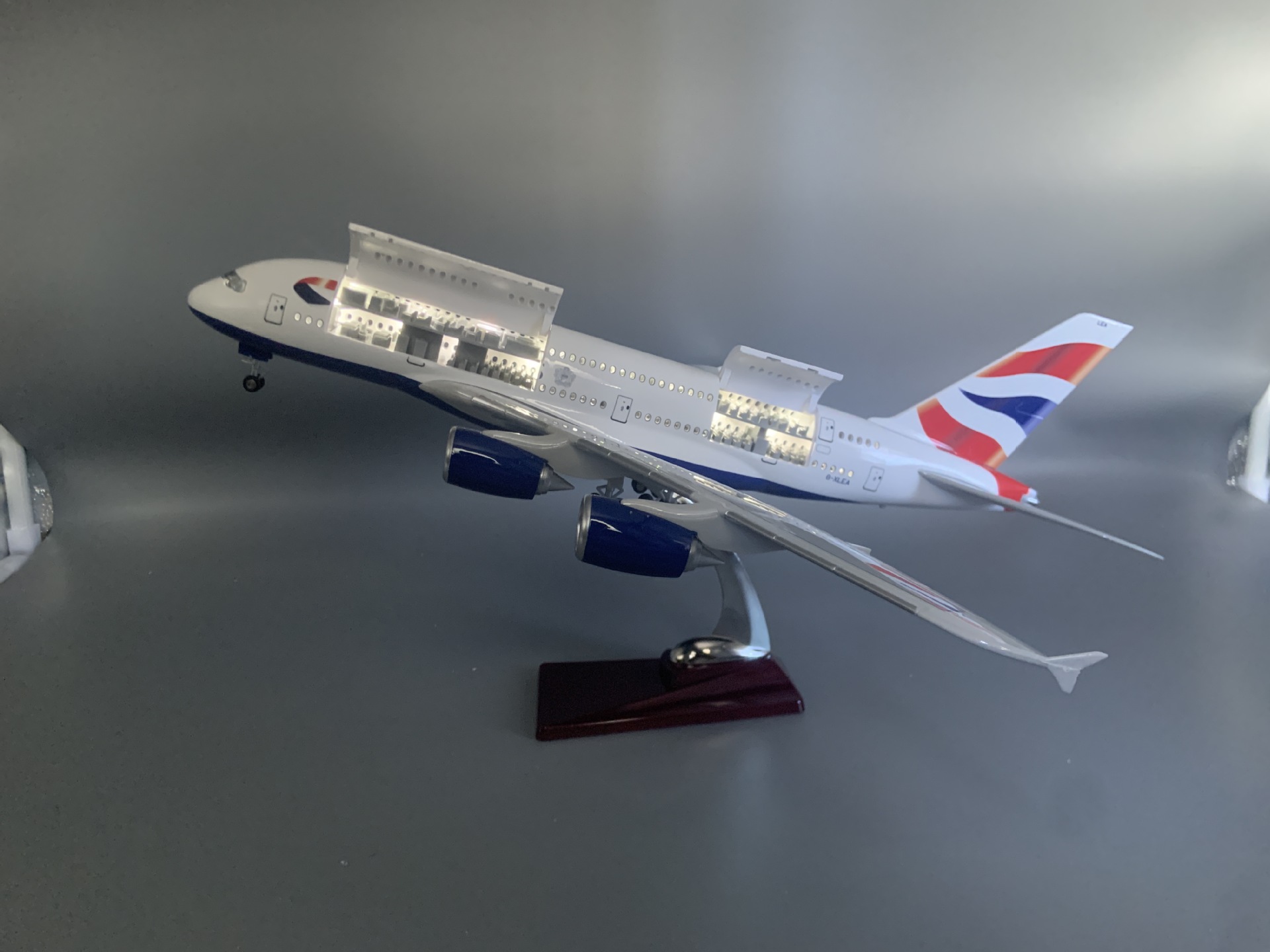 46CM Ölçekli British Airways A - Outdoor Furniture Glider incelemesi ve fiyatı